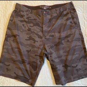 Billabong black camo board shorts, size 34